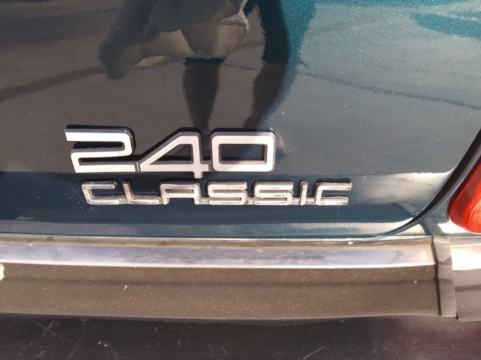 1993 Volvo 200 Series - Image 3 of 21