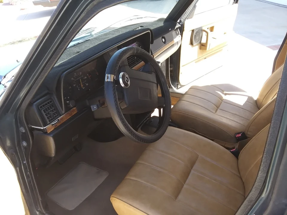 1993 Volvo 200 Series - Image 21 of 21