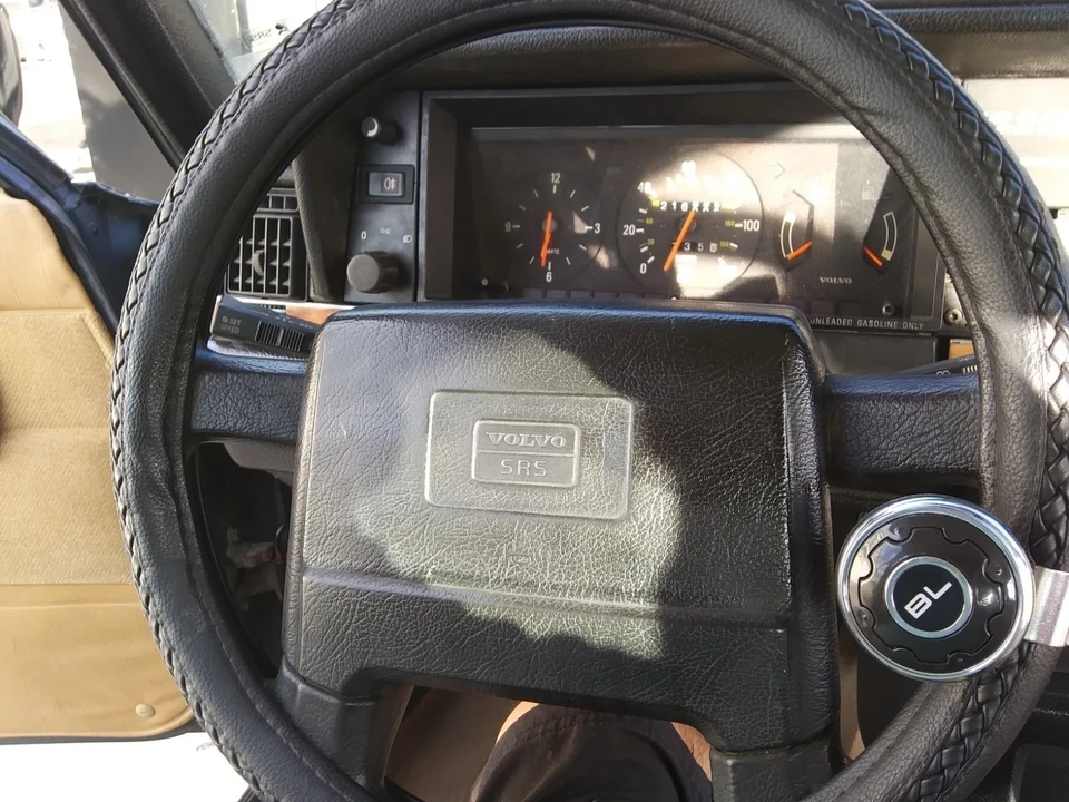 1993 Volvo 200 Series - Image 19 of 21