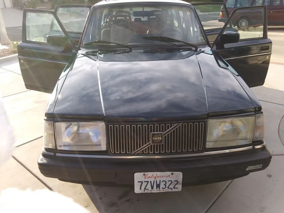 1993 Volvo 200 Series - Image 8 of 21