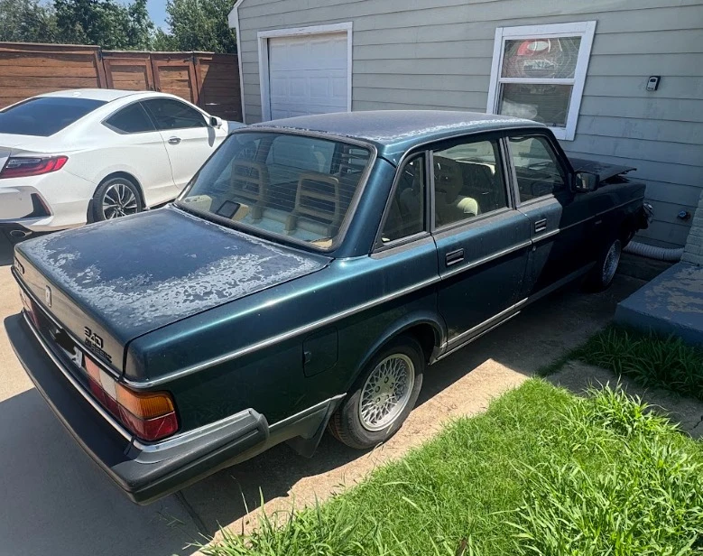 1993 Volvo 245 - Image 18 of 19