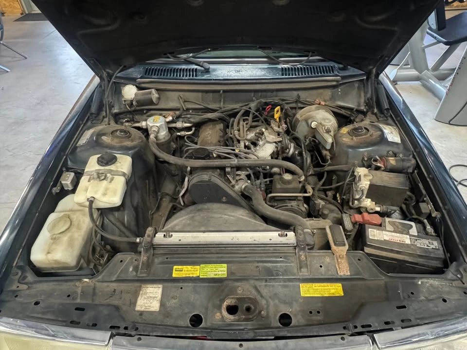 1993 Volvo 245 - Image 12 of 19