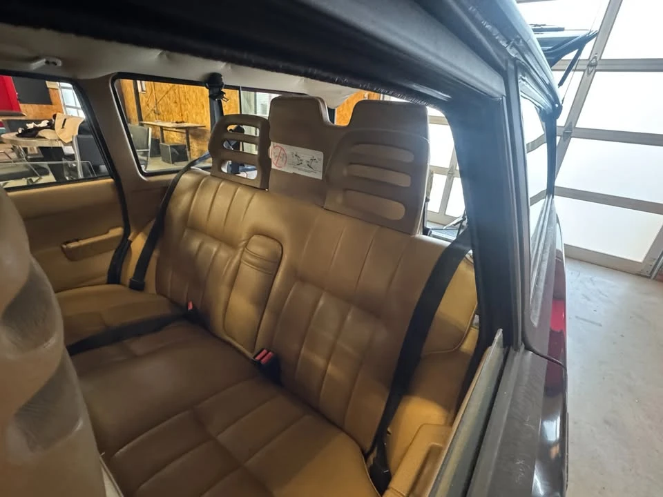 1993 Volvo 245 - Image 15 of 19