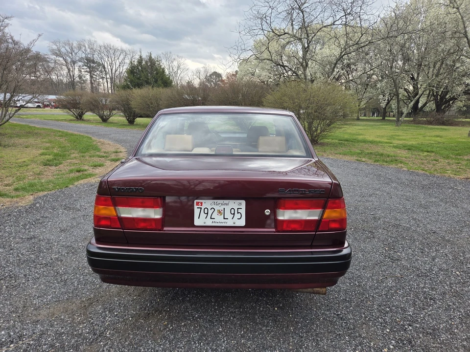 1993 Volvo 940 - Image 14 of 31