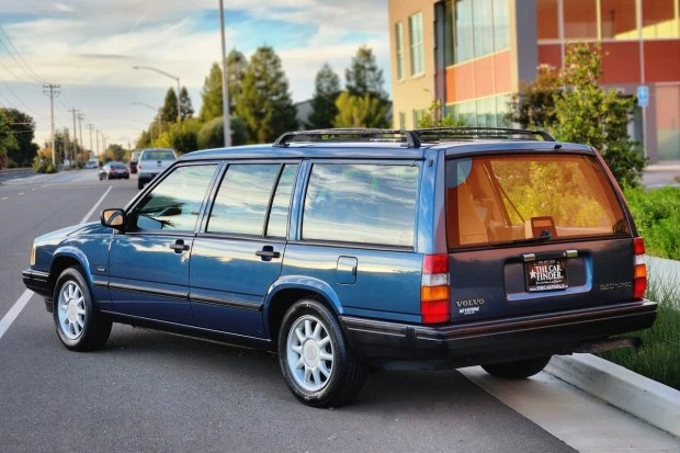 1993 Volvo 940 - Image 2 of 8