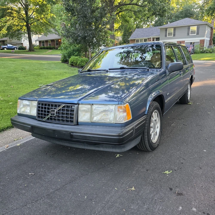 1993 Volvo 940 - Image 2 of 31