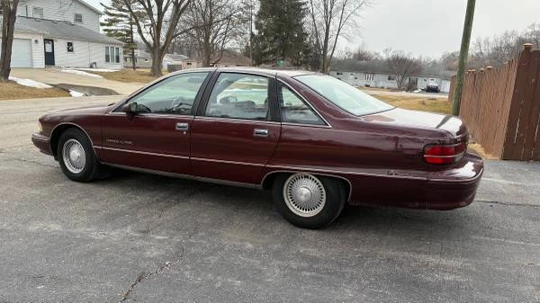 1993 Chevrolet Caprice - Image 2 of 10