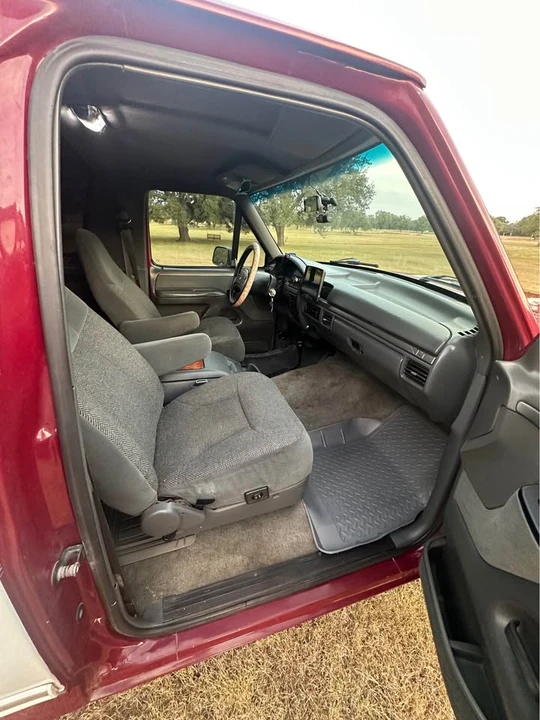 1993 Ford Bronco 5th Gen - Image 9 of 10