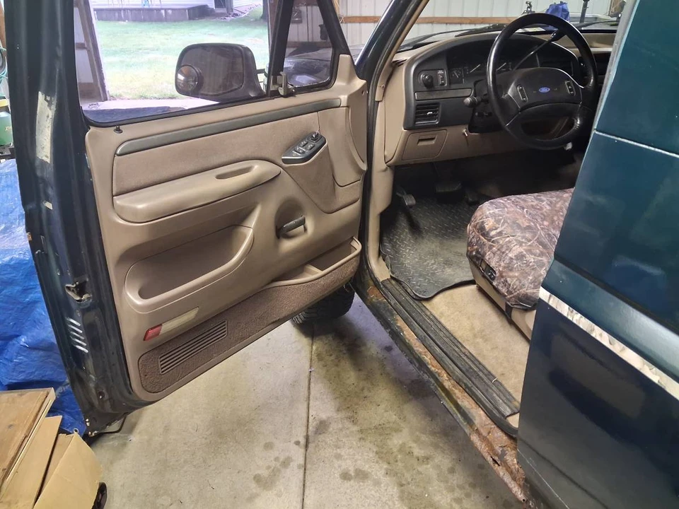 1993 Ford Bronco 5th Gen - Image 4 of 15