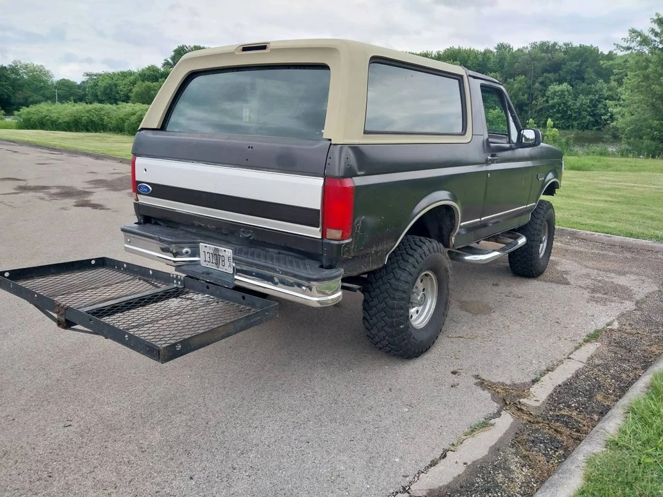 1993 Ford Bronco 5th Gen - Image 2 of 8