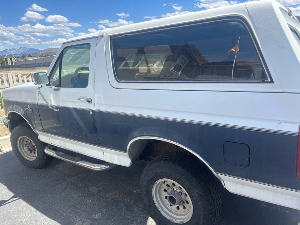 1993 Ford Bronco 5th Gen - Image 3 of 6
