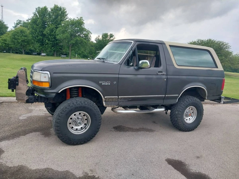 1993 Ford Bronco 5th Gen - Image 5 of 8