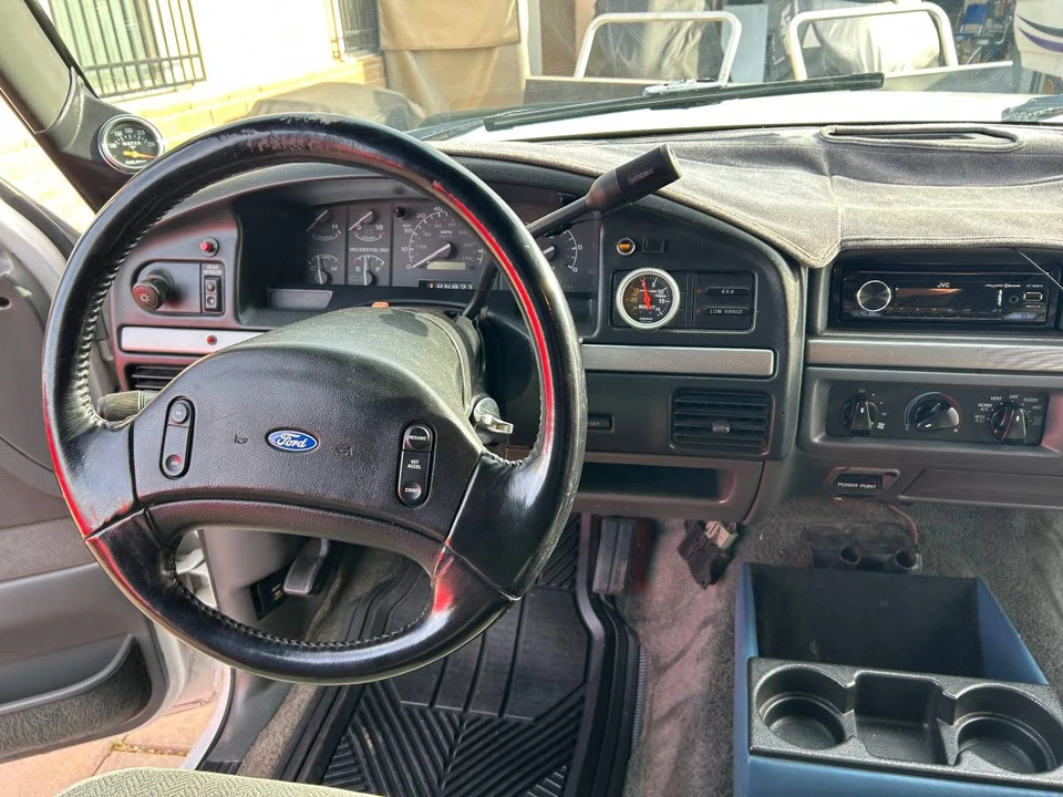 1993 Ford Bronco 5th Gen - Image 14 of 21