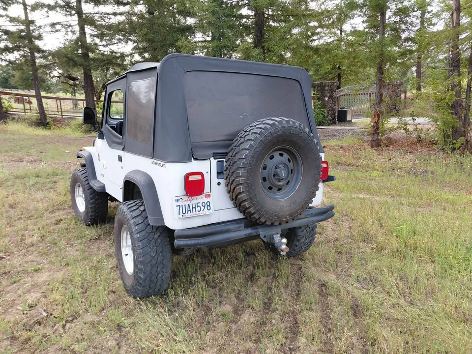 1993 Jeep YJ Wrangler - Image 3 of 5