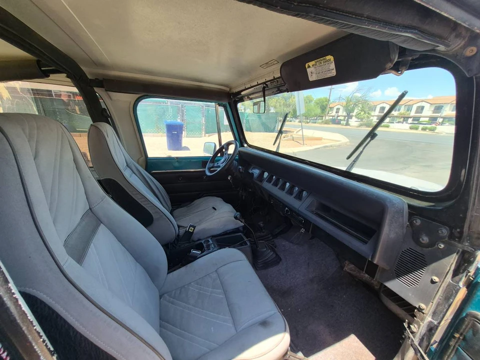 1993 Jeep YJ Wrangler - Image 6 of 9
