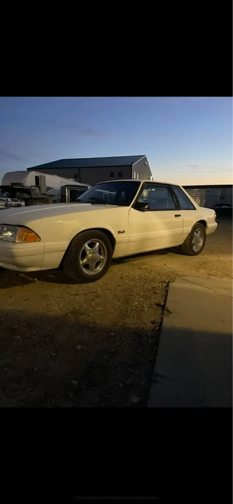 1993 Ford Mustang 3rd Gen - Image 4 of 4