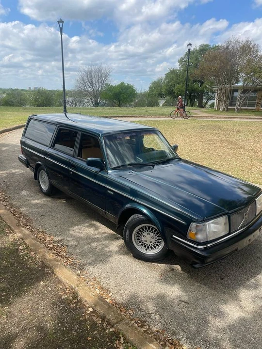 1993 Volvo 245 - Image 6 of 23