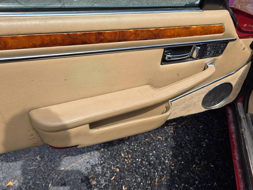 1993 Jaguar XJS Convertible - Image 12 of 24