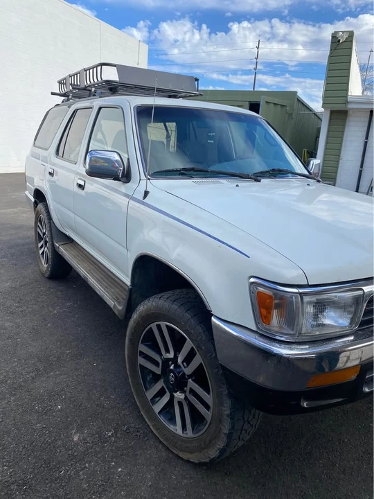 1993 Toyota 4Runner 2nd Gen - Image 2 of 10