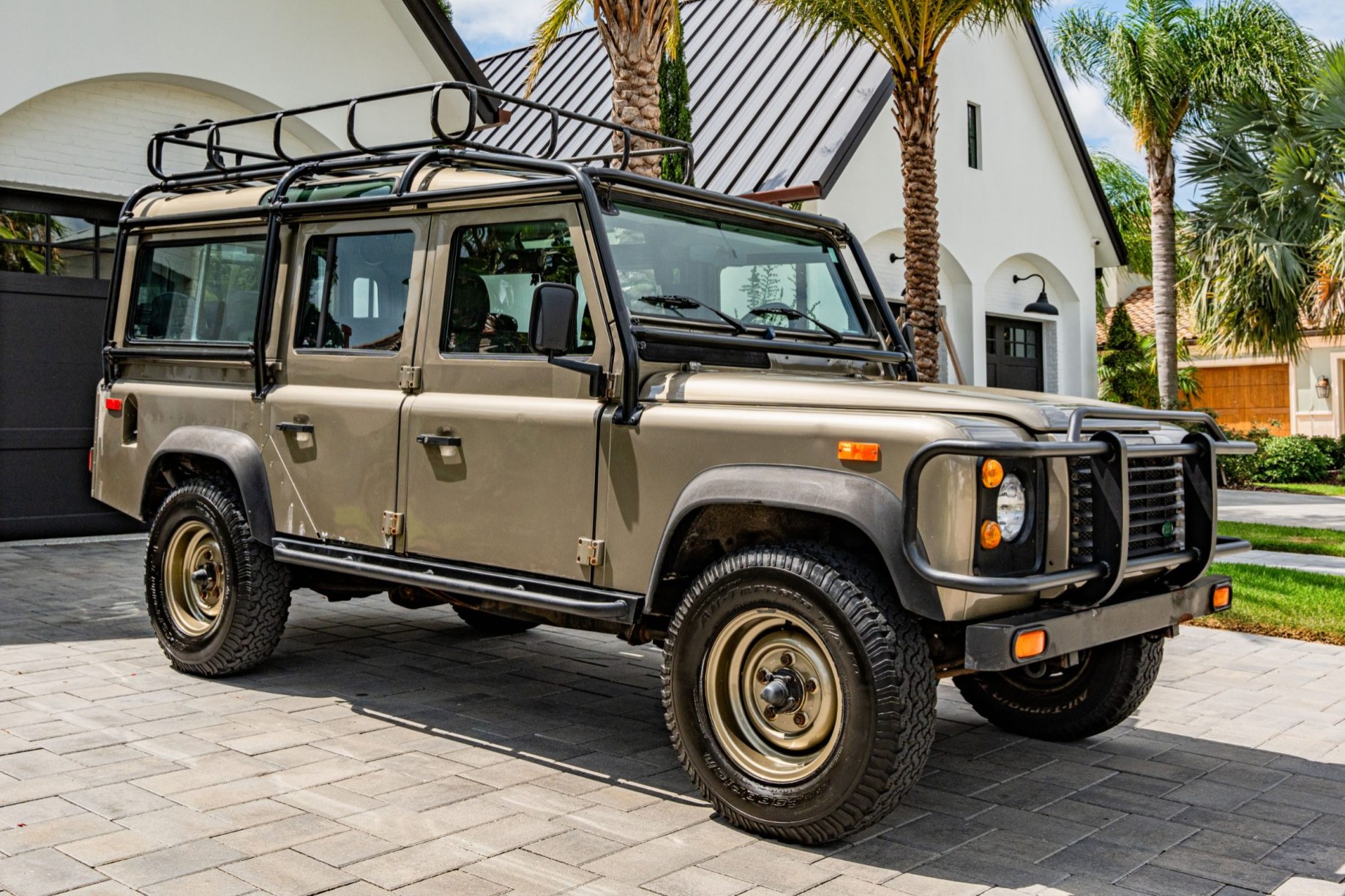 1993 Land Rover Defender 110 NAS