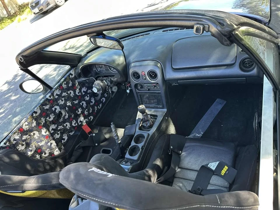 1994 Mazda NA MX-5 Miata - Image 5 of 8