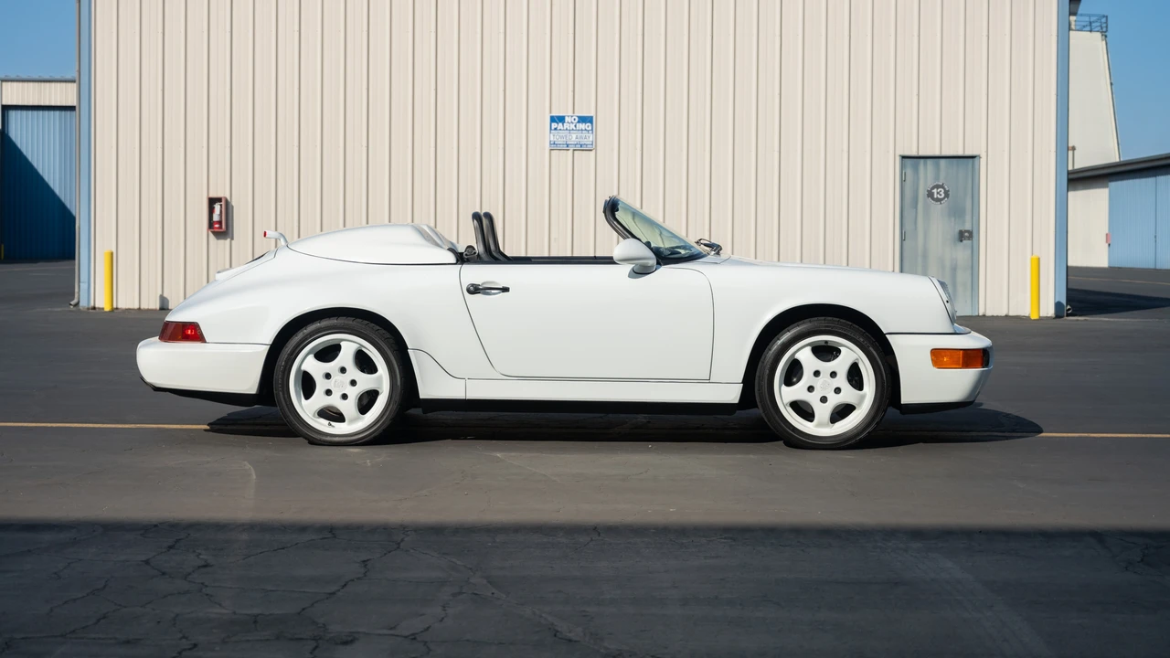 1994 Porsche 964 Speedster - Image 4 of 31