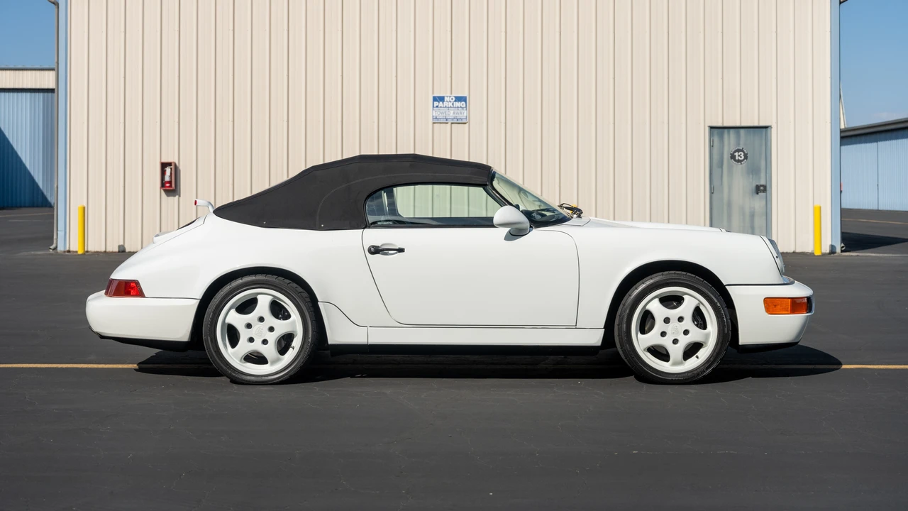 1994 Porsche 964 Speedster - Image 12 of 31