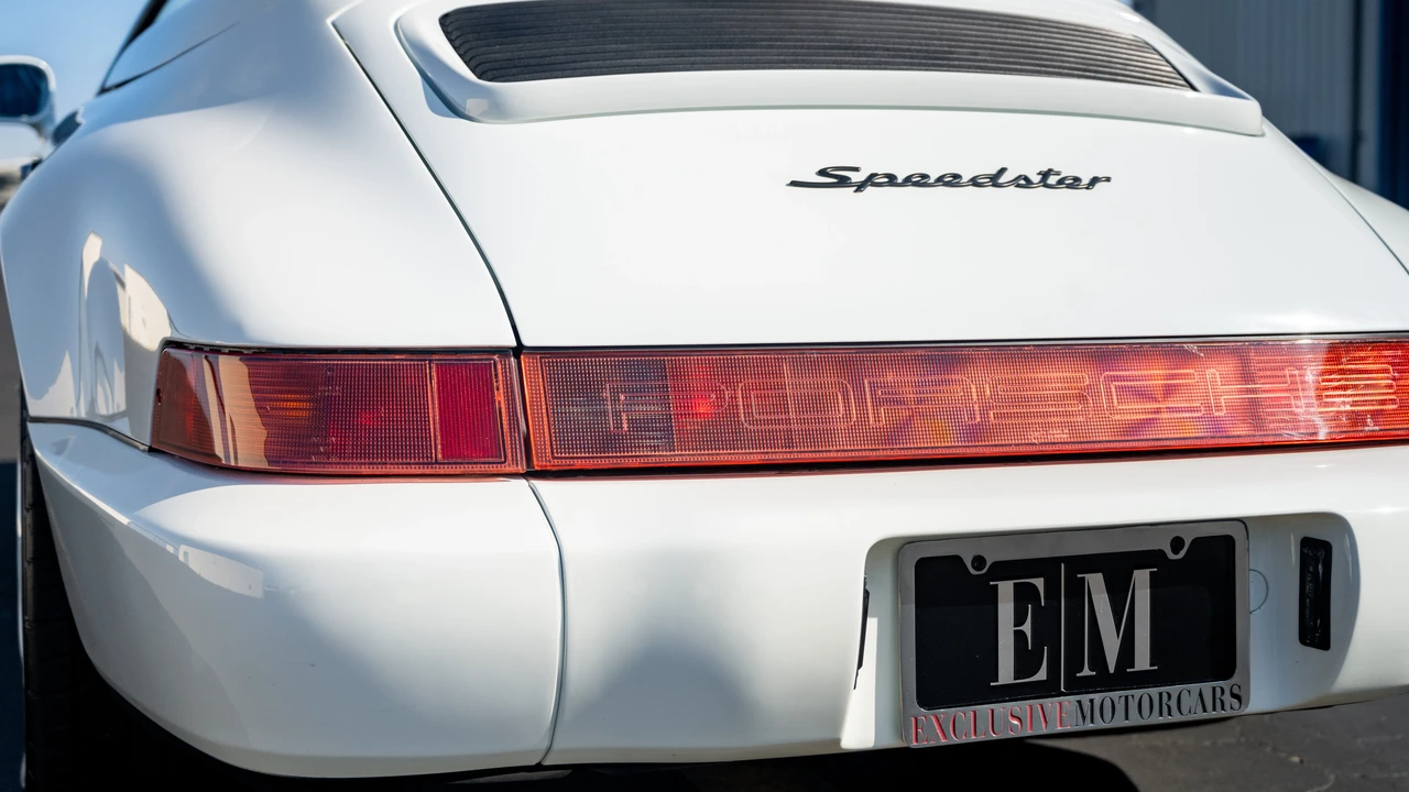 1994 Porsche 964 Speedster - Image 25 of 31