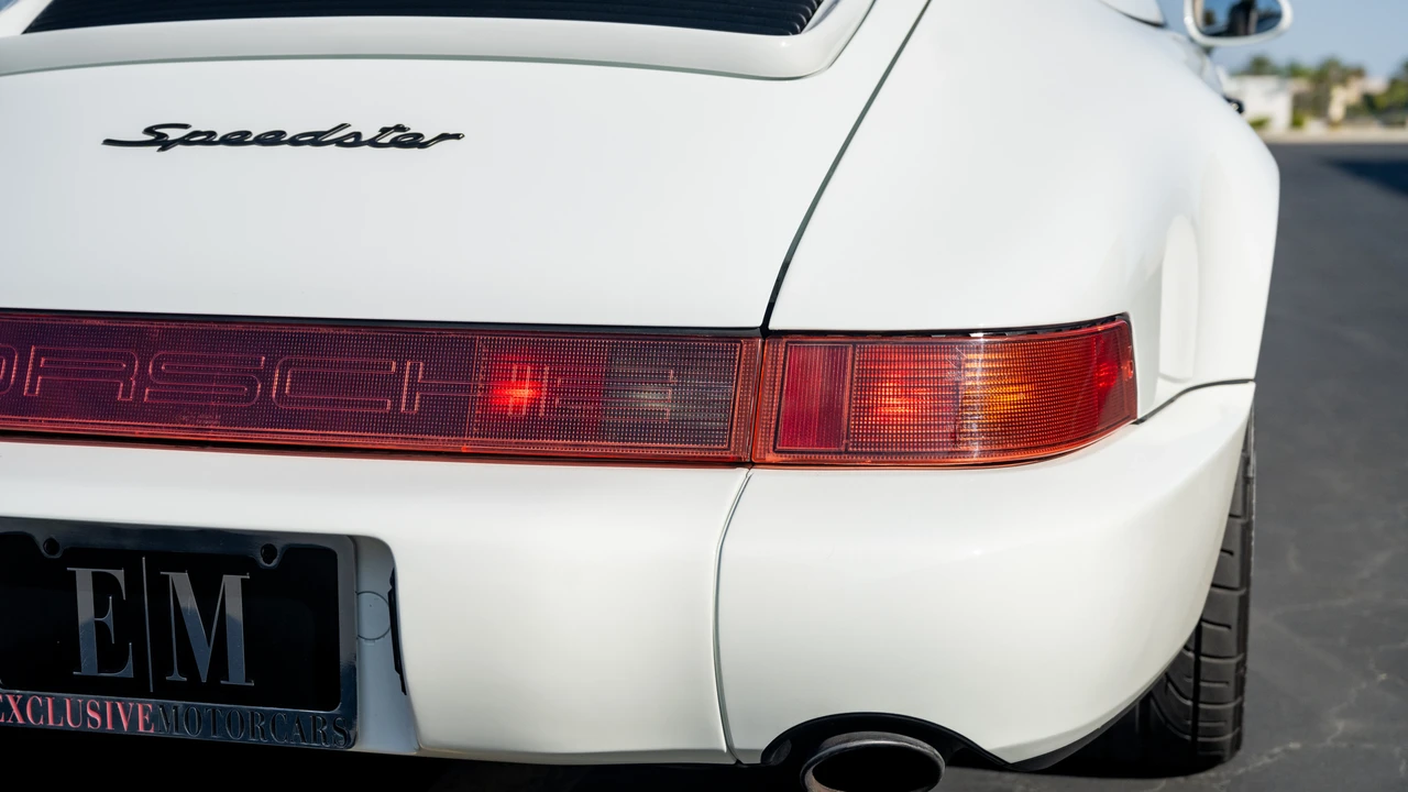 1994 Porsche 964 Speedster - Image 26 of 31