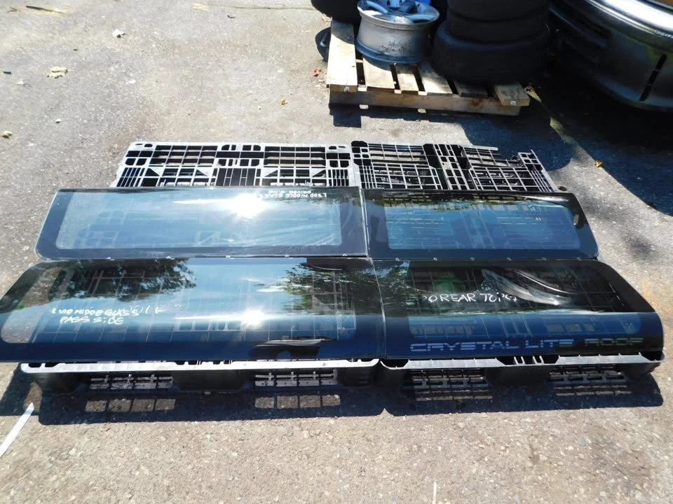 1994 Parts & Memorabilia Bodywork - Image 3 of 8