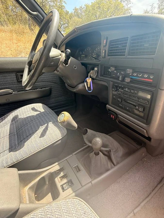 1994 Toyota 4Runner 2nd Gen - Image 9 of 11