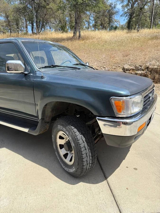 1994 Toyota 4Runner 2nd Gen - Image 2 of 11