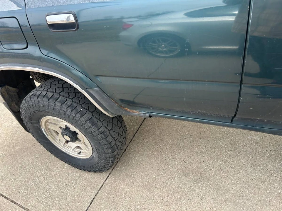 1994 Toyota 4Runner 2nd Gen - Image 4 of 9