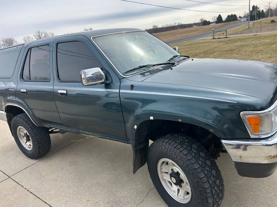 1994 Toyota 4Runner 2nd Gen - Image 6 of 9