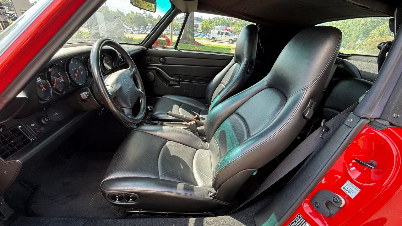 1995 Porsche 993 Carrera - Image 9 of 22