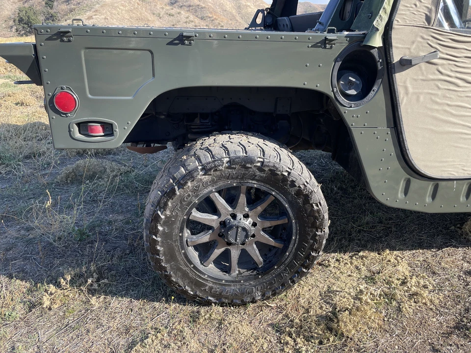 1994 AM General Hummer - Image 30 of 31