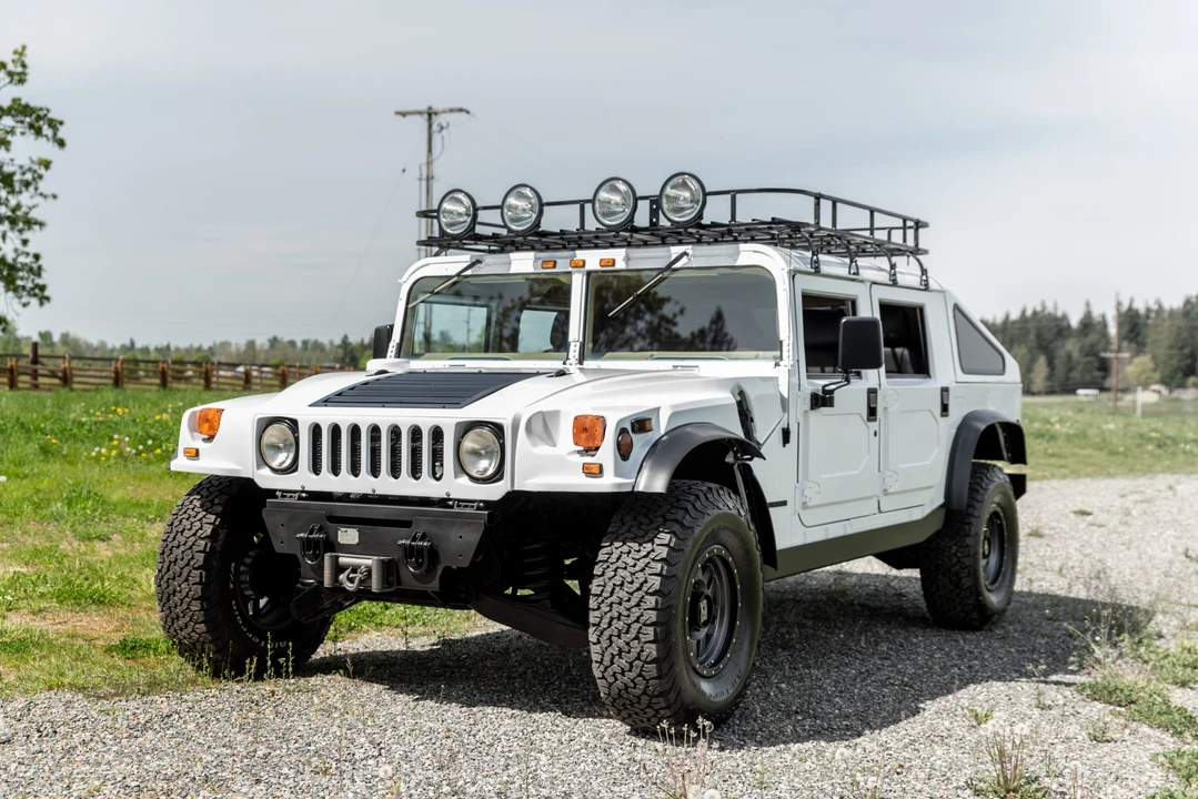 1994 Hummer Hummer H1 - Image 2 of 31