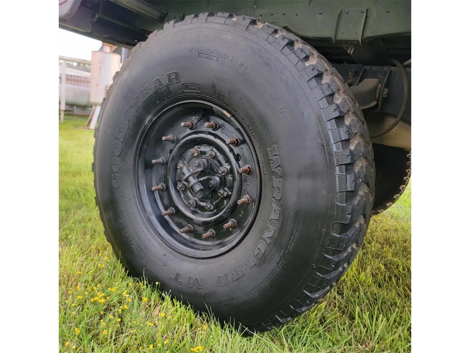 1994 AM General Hummer - Image 18 of 31