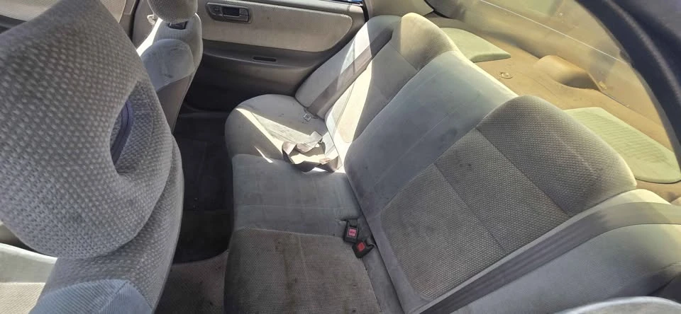 1994 Acura Integra 3rd Gen - Image 2 of 3