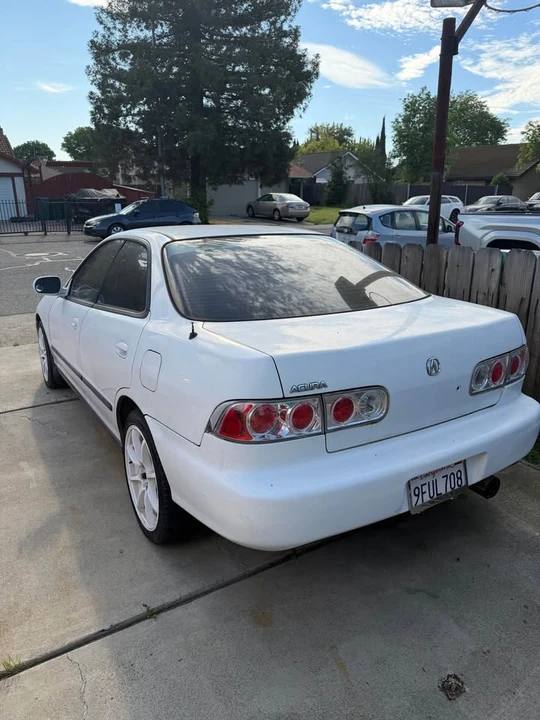 1994 Acura Integra 3rd Gen - Image 2 of 4