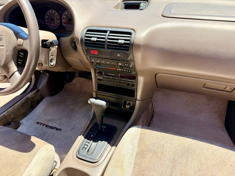 2004 Acura Integra 4th Gen - Image 16 of 20