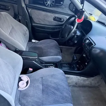 1994 Acura Integra RS Sedan 4D