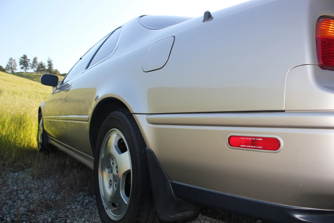 1994 Acura Legend 2nd Gen - Image 13 of 31