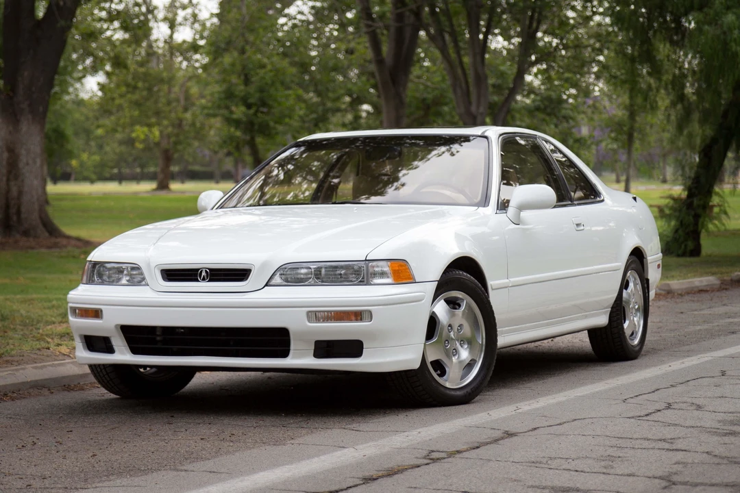 1994 Acura Legend 2nd Gen - Image 3 of 31