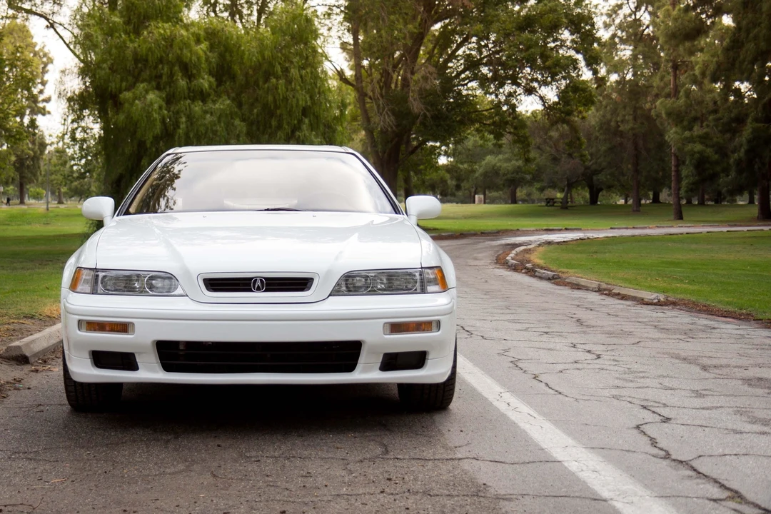 1994 Acura Legend 2nd Gen - Image 27 of 31