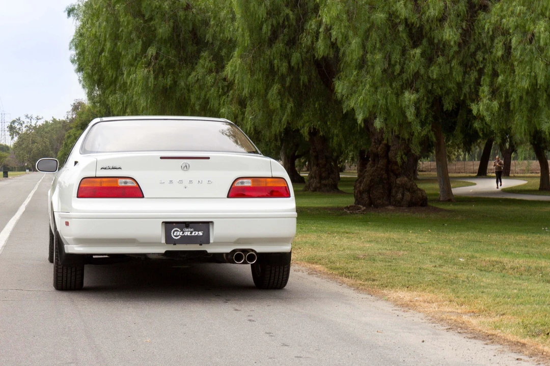 1994 Acura Legend 2nd Gen - Image 15 of 31
