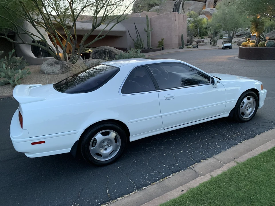 1994 Acura Legend 2nd Gen - Image 27 of 31