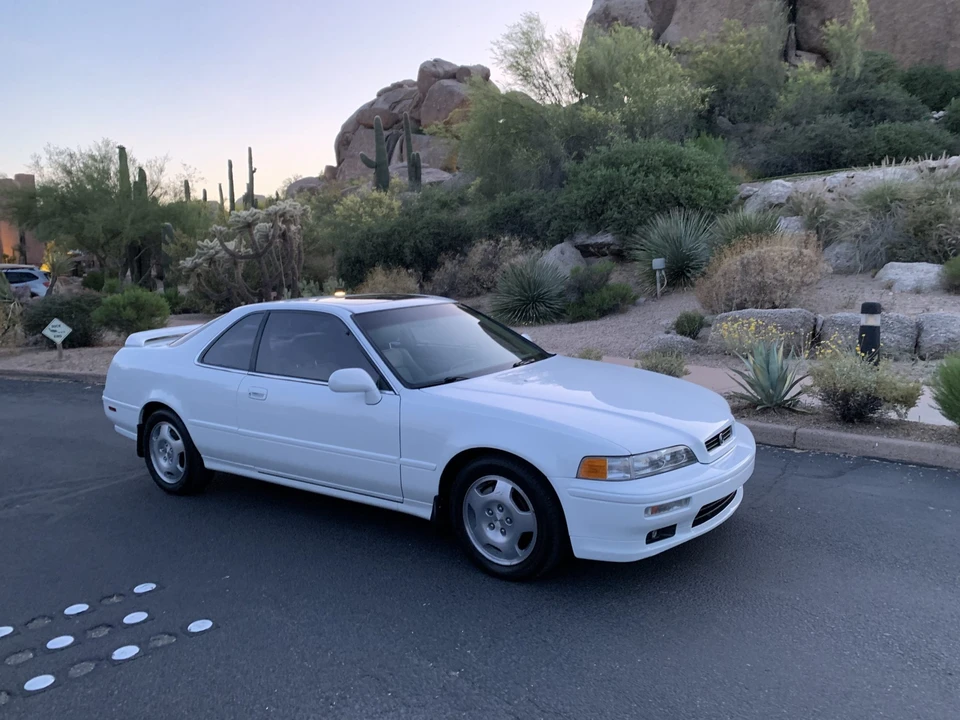 1994 Acura Legend 2nd Gen - Image 2 of 31