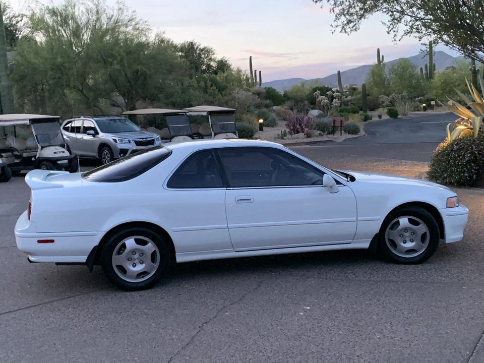 1994 Acura Legend 2nd Gen - Image 28 of 31