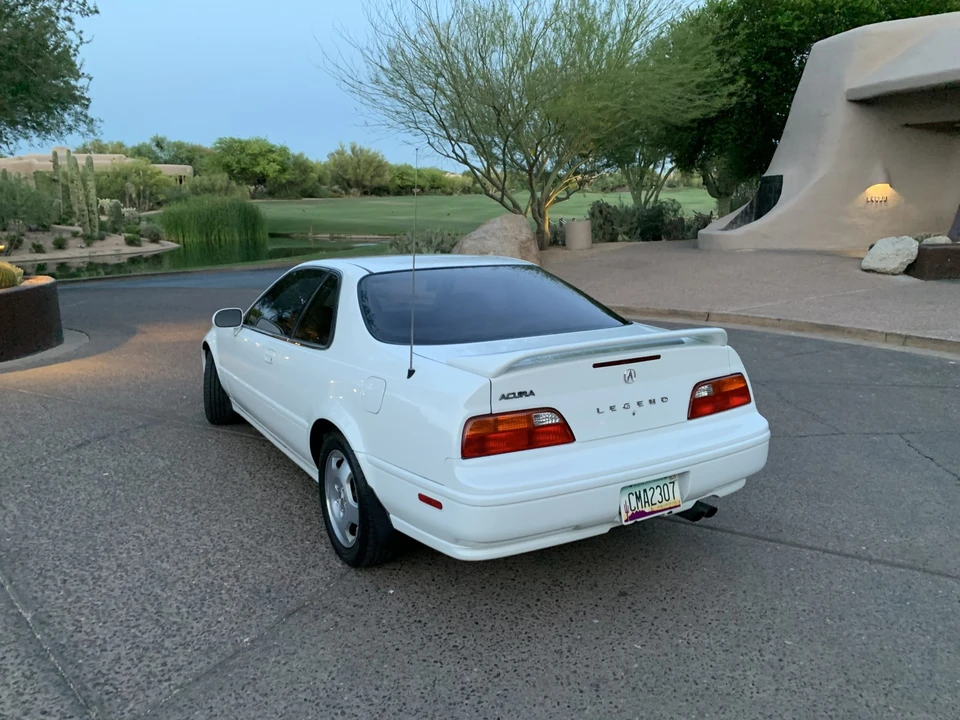 1994 Acura Legend 2nd Gen - Image 20 of 31